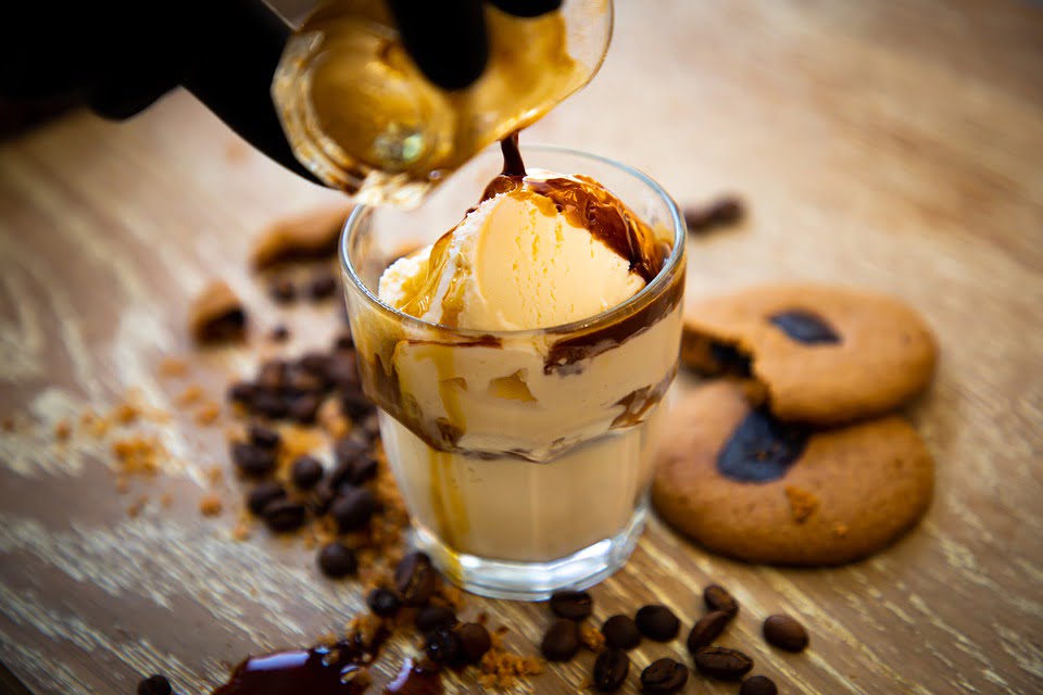 Kuhajmo BIO: Kava Havana z vaniljevim sladoledom
